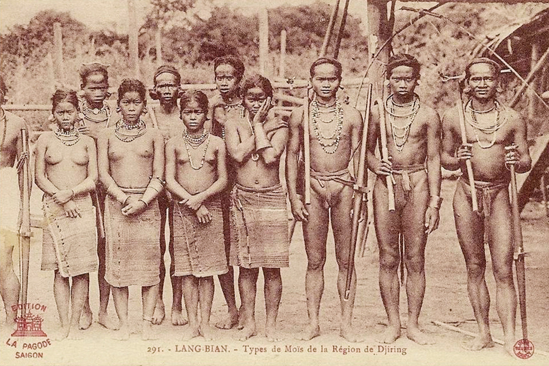 People of the Djiring tribe in Lang Bian at the time of the first French contact