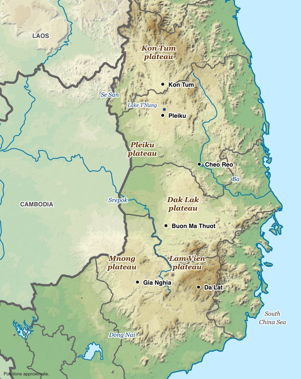 Relief map of the Central Highlands marking the Kon Tum, Pleiku, Dak Lak, Mnong and Lam Vien plateaus, the Se San, Srepok, Ba and Dong Nai rivers, and the towns